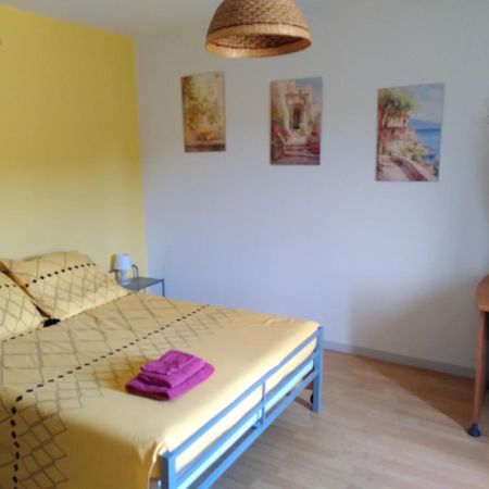 Entrecasteaux Au Nid De Mes Anges B&B 외부 사진