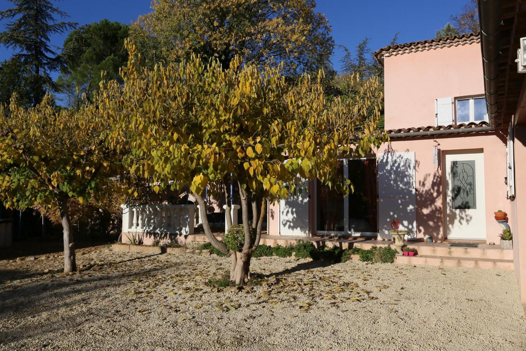 Entrecasteaux Au Nid De Mes Anges B&B 외부 사진